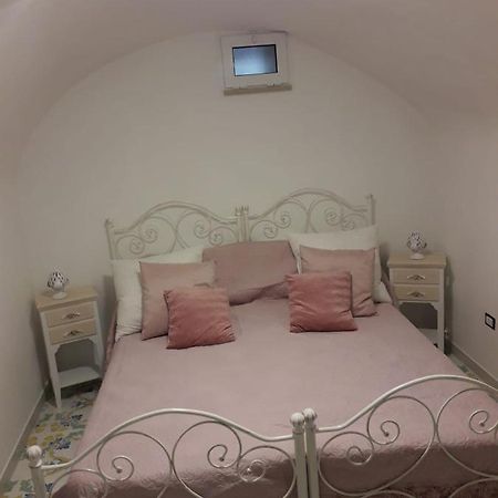 Casa Vacanze Vico Verona 7 Oria  Ngoại thất bức ảnh