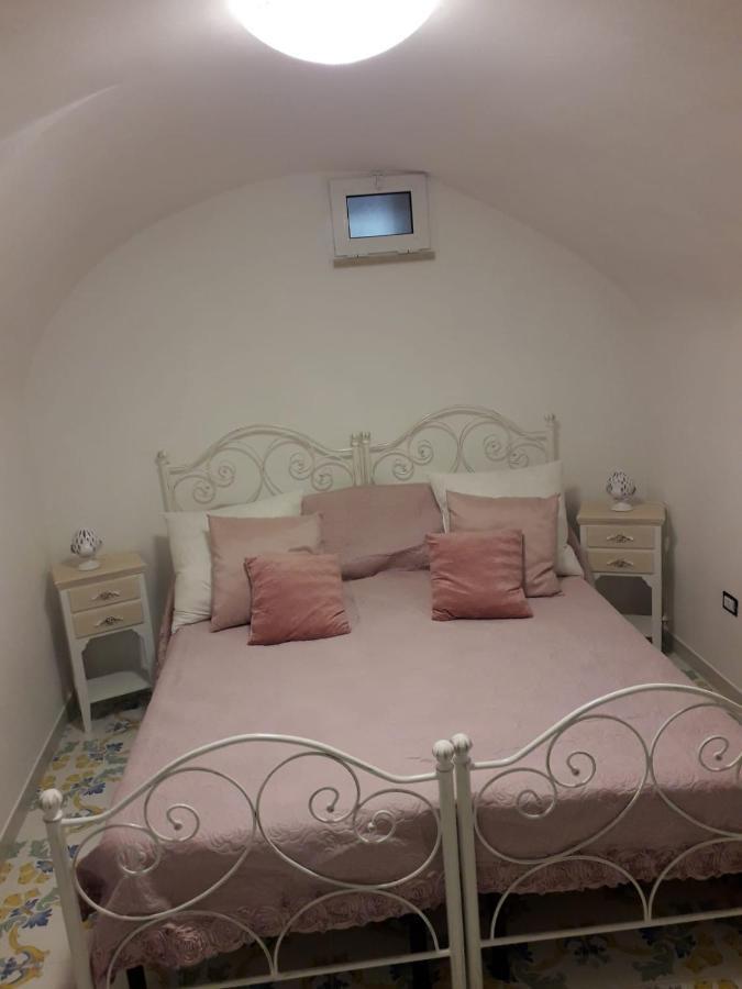 Casa Vacanze Vico Verona 7 Oria  Ngoại thất bức ảnh